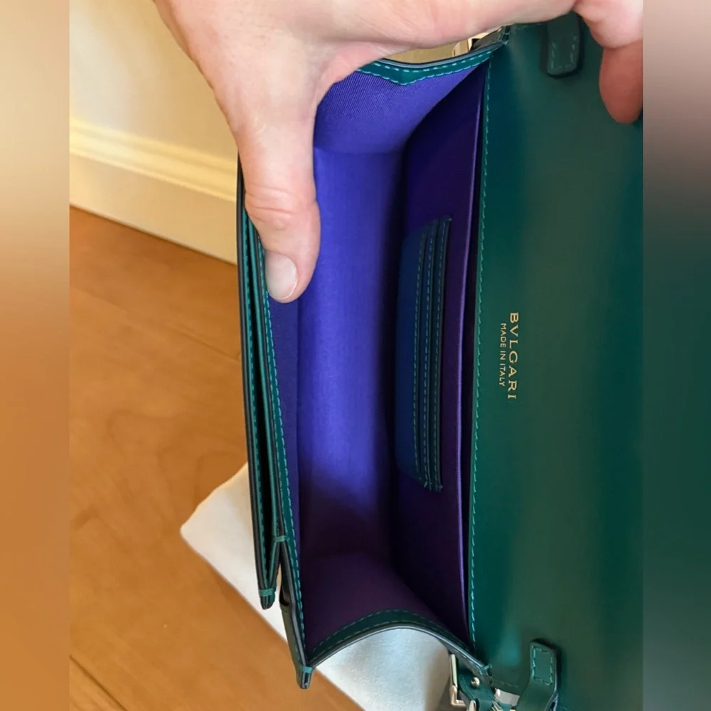 💚 Bvlgari Serpenti East West Shoulder Bag 💚 - Picture 12 of 13